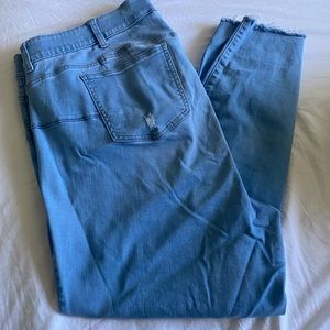 Torrid Bombshell skinny jeans